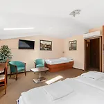 Szálloda Palace 3*