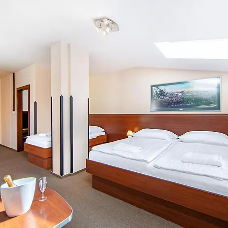 Hotel Palace