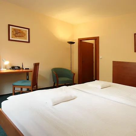 Palace 3* Plzen